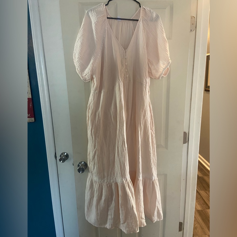 V neck Maxie dress with embroidery